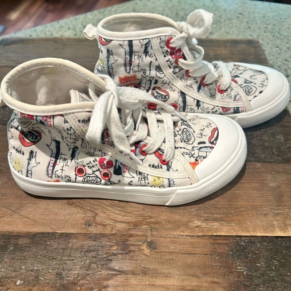 Disney Kids High-Top Sneakers with Fun Print- size 1 - Picture 4 of 5